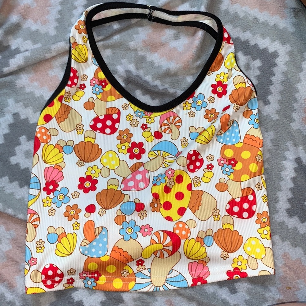 Mushroom crop top